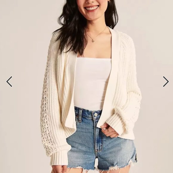 Abercrombie & Fitch Sweaters - Abercrombie & Fitch Cardigan (Size: M)